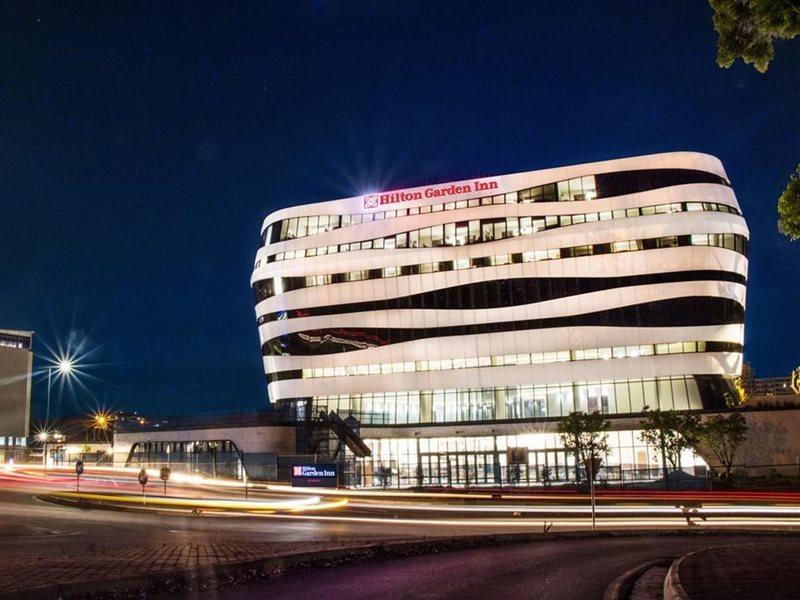 Hilton Garden Inn Мбабане Екстериор снимка