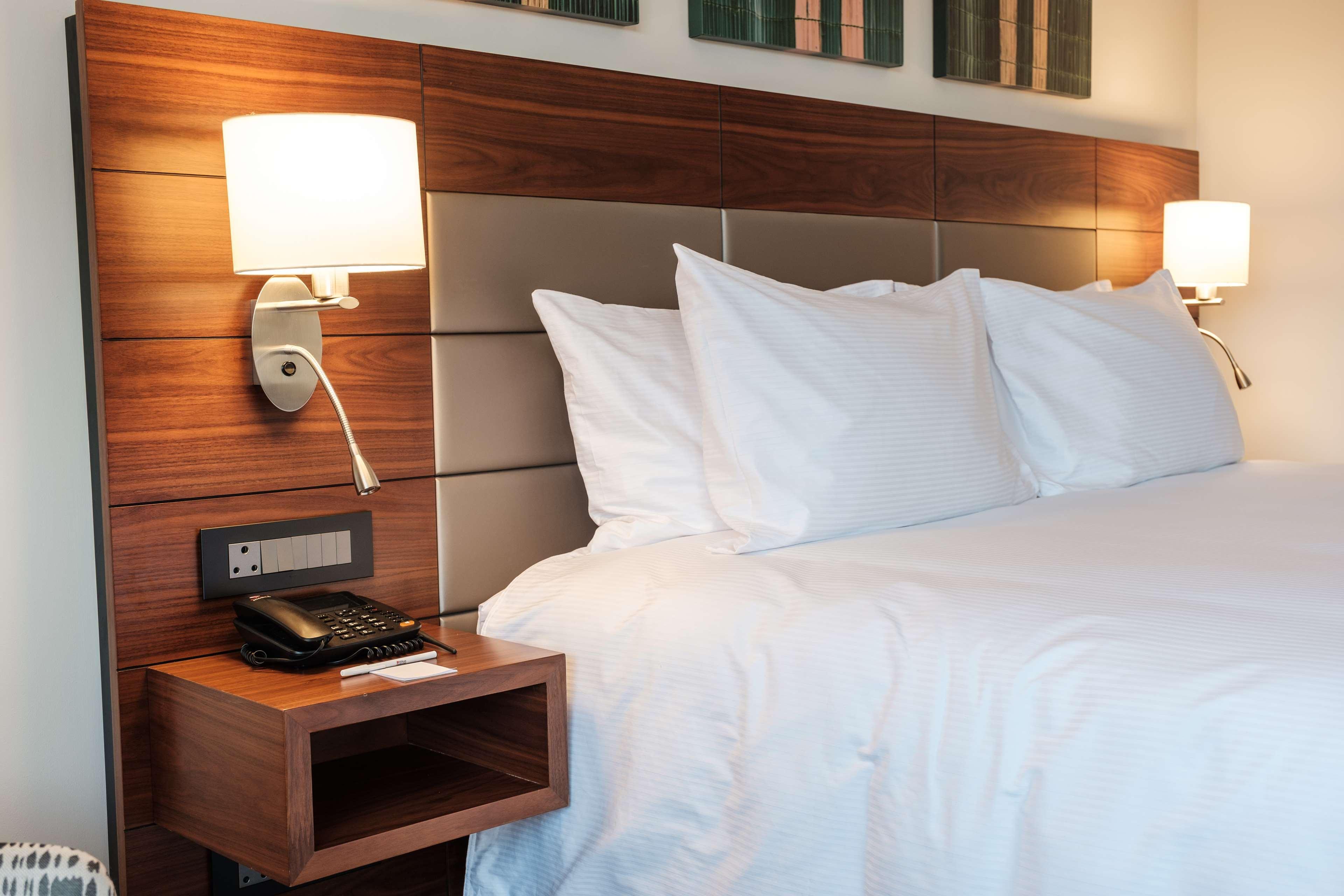 Hilton Garden Inn Мбабане Екстериор снимка