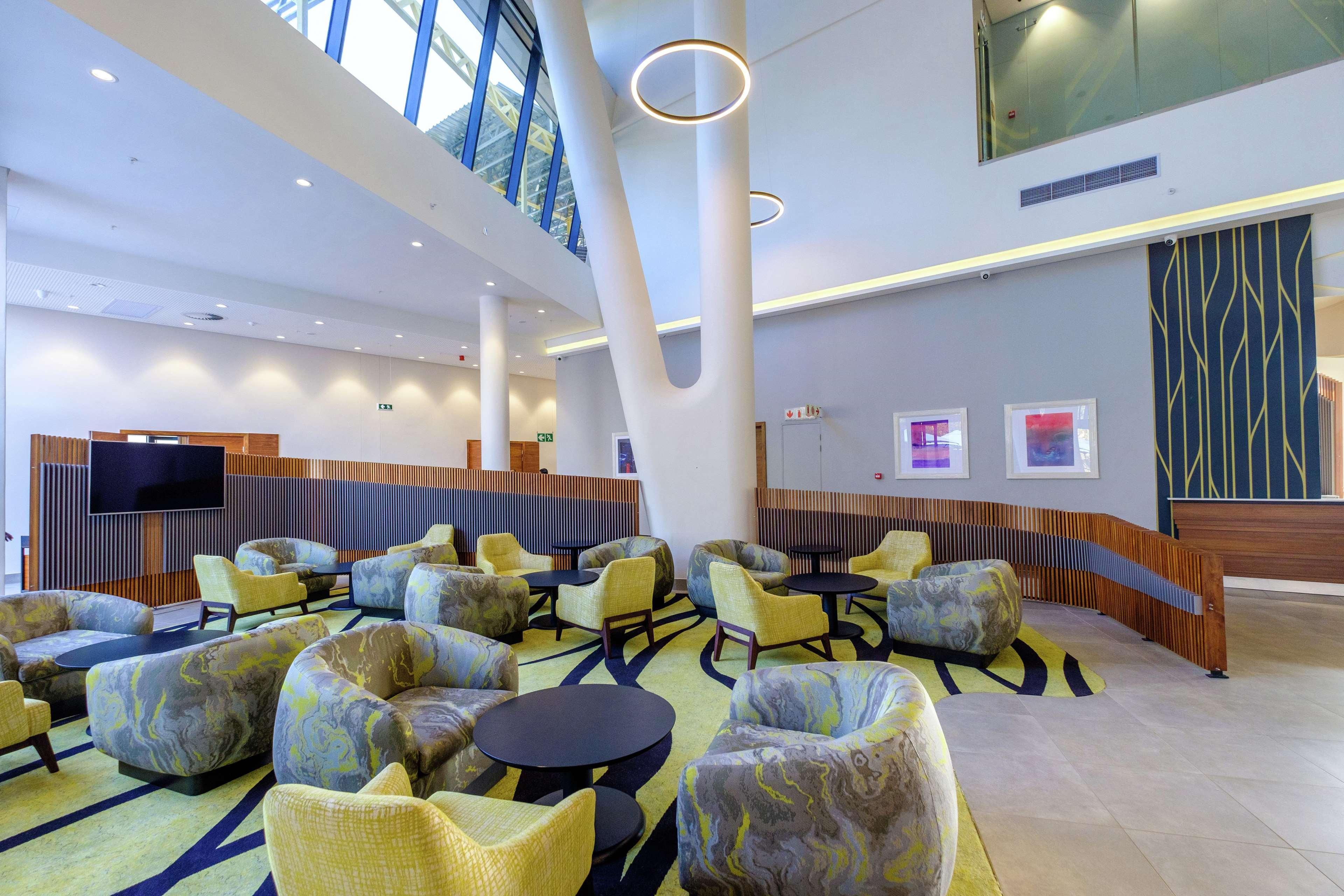 Hilton Garden Inn Мбабане Екстериор снимка
