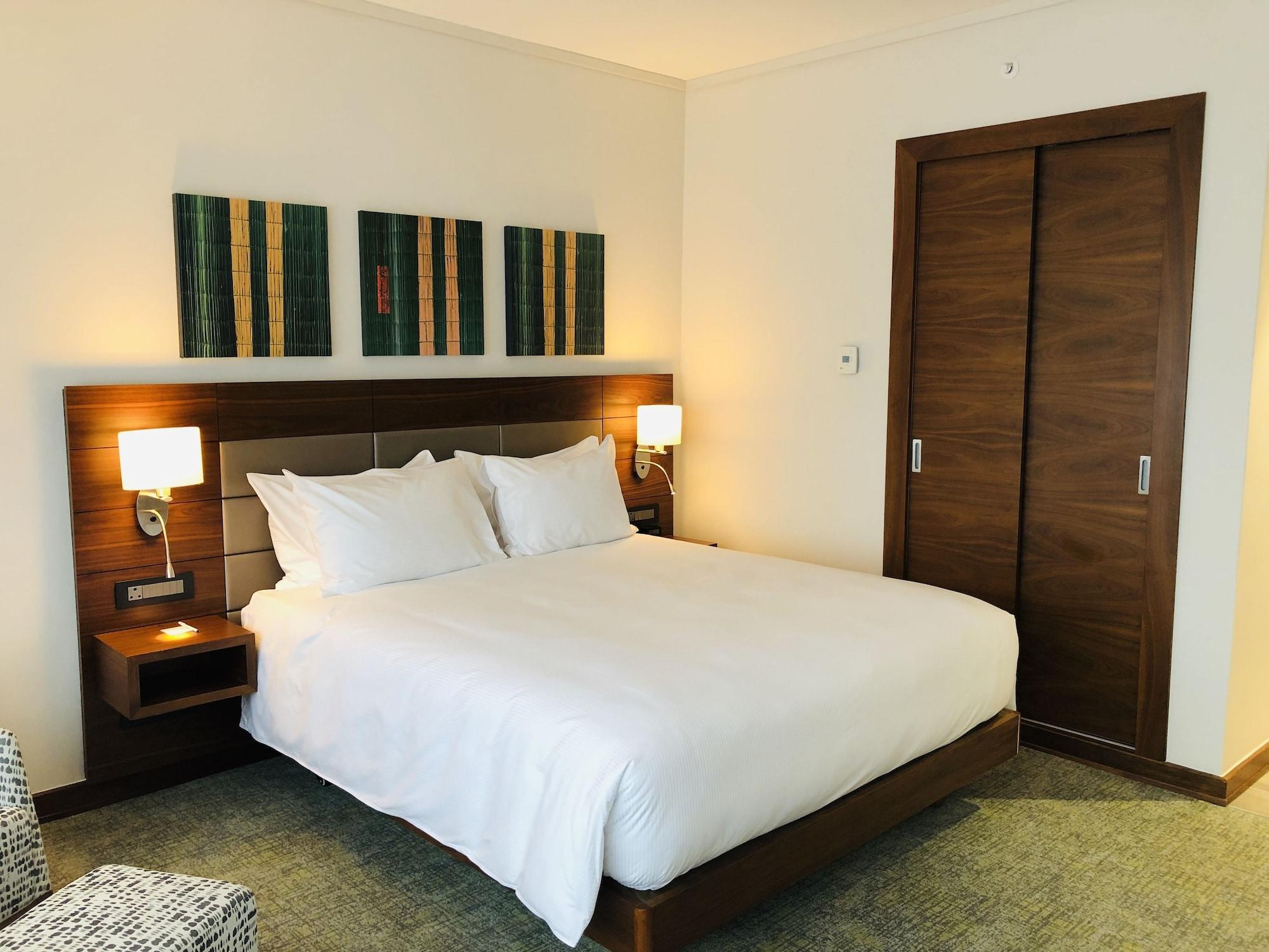 Hilton Garden Inn Мбабане Екстериор снимка