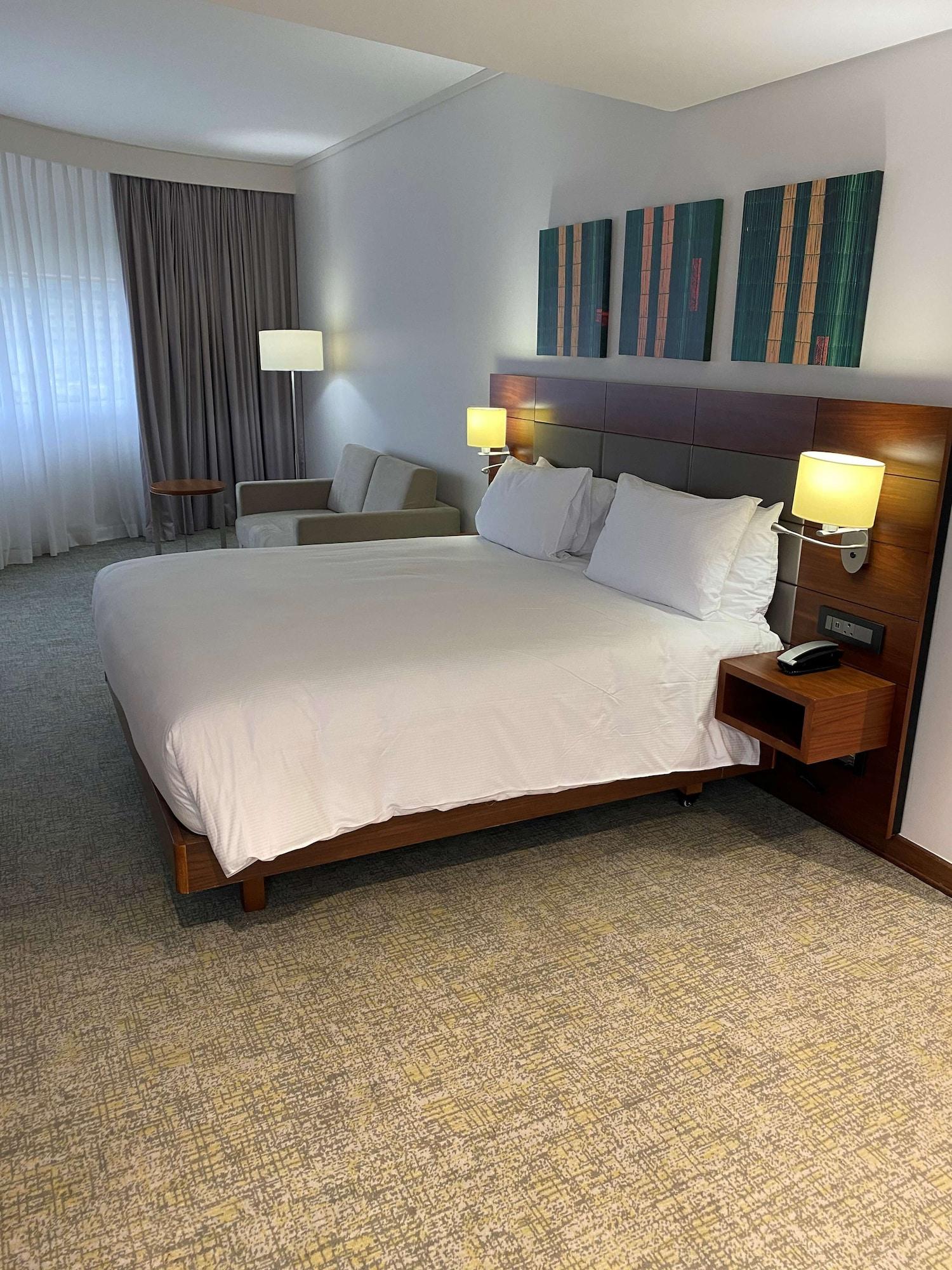 Hilton Garden Inn Мбабане Екстериор снимка