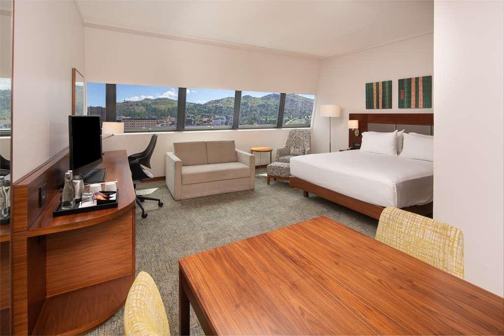 Hilton Garden Inn Мбабане Стая снимка