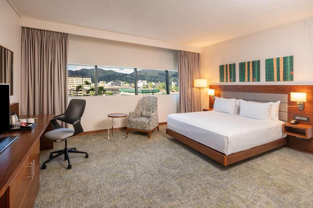 Hilton Garden Inn Мбабане Стая снимка