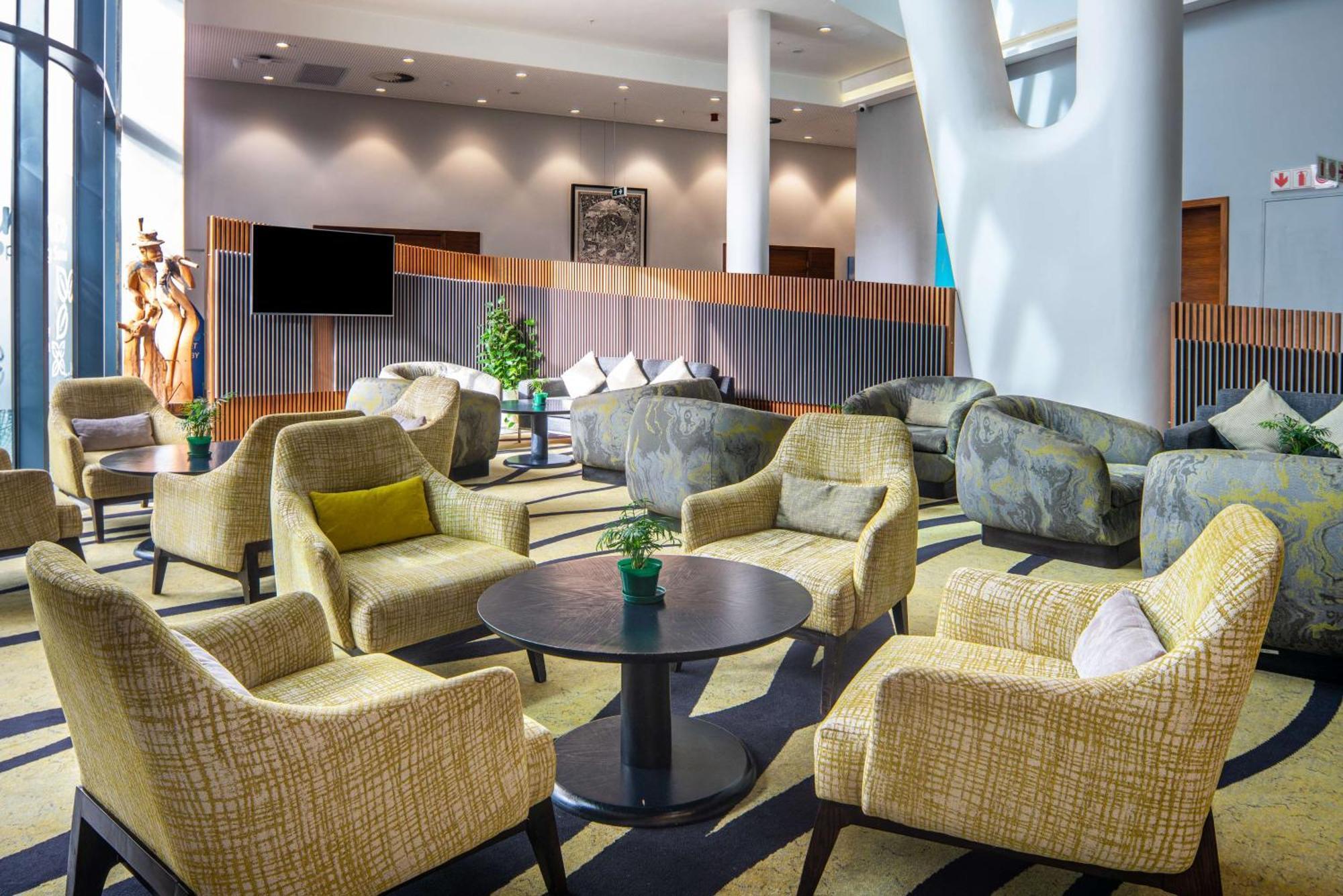 Hilton Garden Inn Мбабане Екстериор снимка